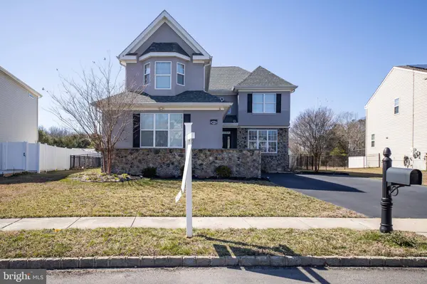 130 CRYSTAL LAKE DR, Egg Harbor Township, NJ 08234