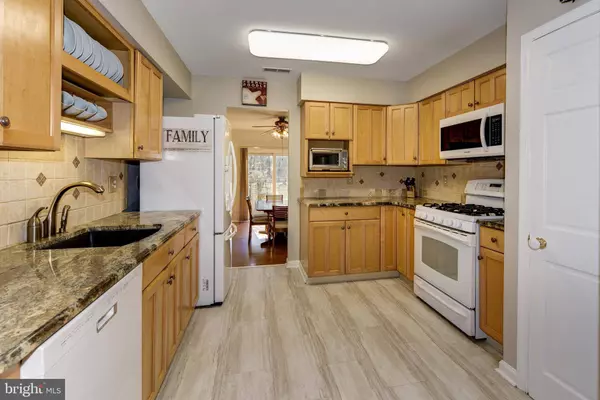 83 POPPY CT, Mount Laurel, NJ 08054