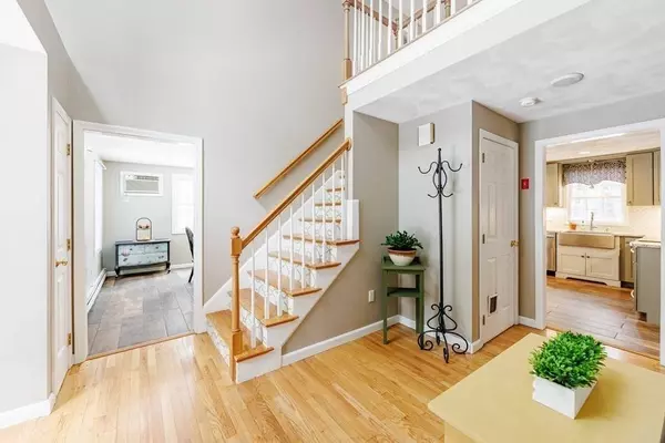 484 Shawsheen Ave, Wilmington, MA 01887