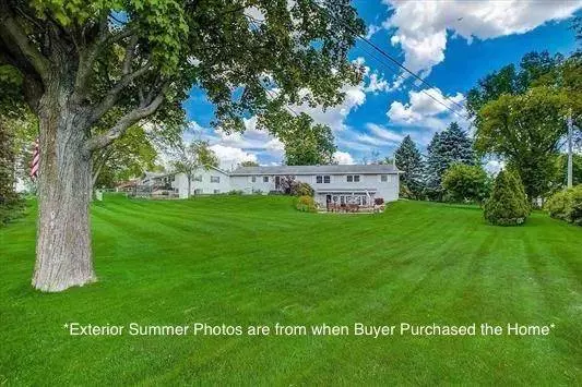 502 High St, Dane, WI 53529