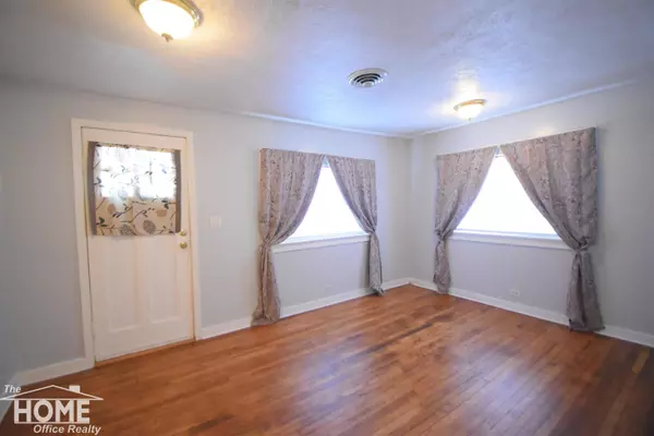 515 Clyde St., Owosso, MI 48867