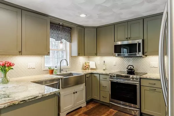 484 Shawsheen Ave, Wilmington, MA 01887