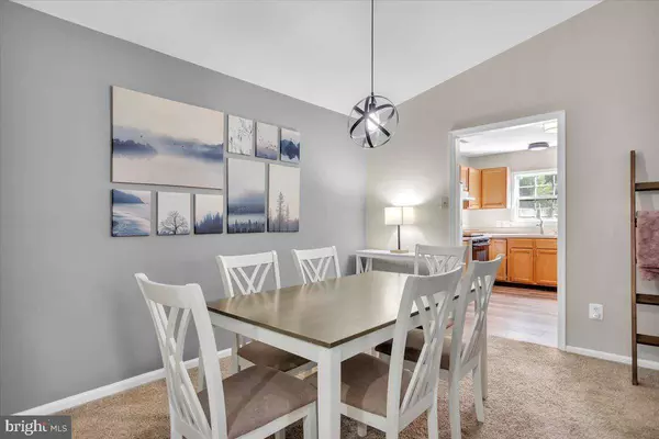 304 PAULIN DR, Glassboro, NJ 08028