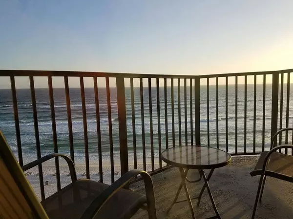 9850 S Thomas Drive  #UNIT 904W, Panama City, FL 32408