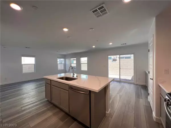 327 Bay Village Place, Henderson, NV 89011