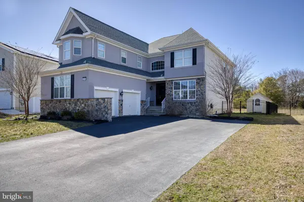 130 CRYSTAL LAKE DR, Egg Harbor Township, NJ 08234