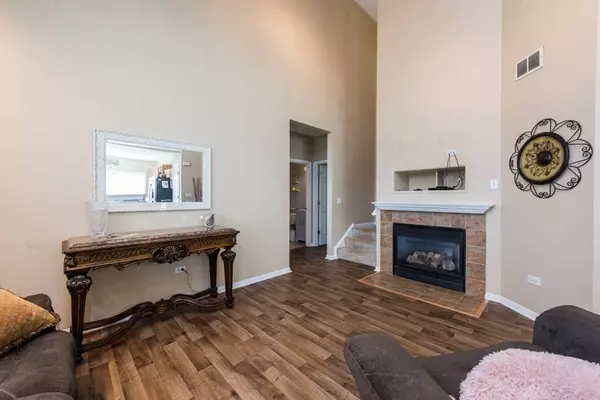 1461 S CANDLESTICK Way, Waukegan, IL 60085