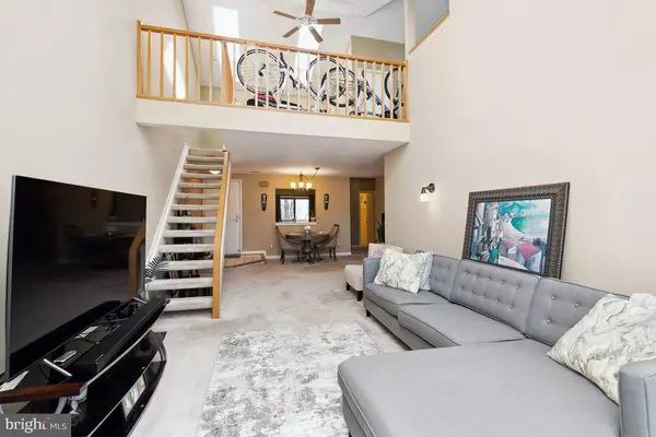 2118 CHESAPEAKE HARBOUR DR E #202, Annapolis, MD 21403