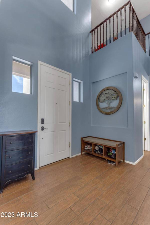 30519 N GUNDERSON Drive, San Tan Valley, AZ 85143