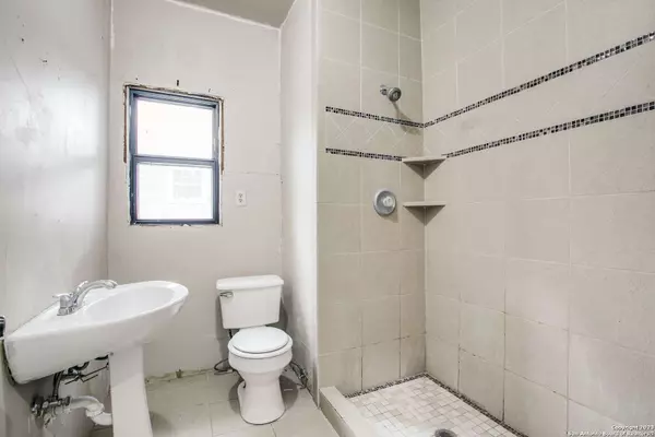 610 ROSEWOOD AVE, San Antonio, TX 78212-2612