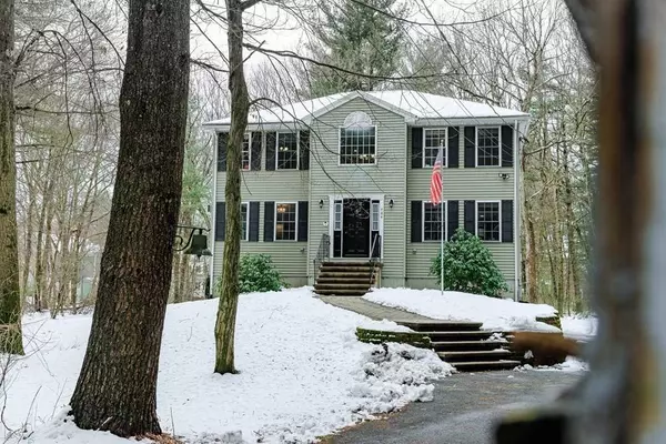 484 Shawsheen Ave, Wilmington, MA 01887