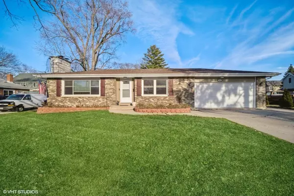 115 S Western AVE, Bartlett, IL 60103