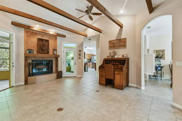 12808 SWEET MAGNOLIAS LN, Dover, FL 33527