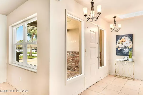 635 Kenwood Court, Satellite Beach, FL 32937