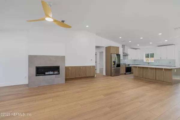 1401 OAK HILL DR, St Augustine, FL 32080