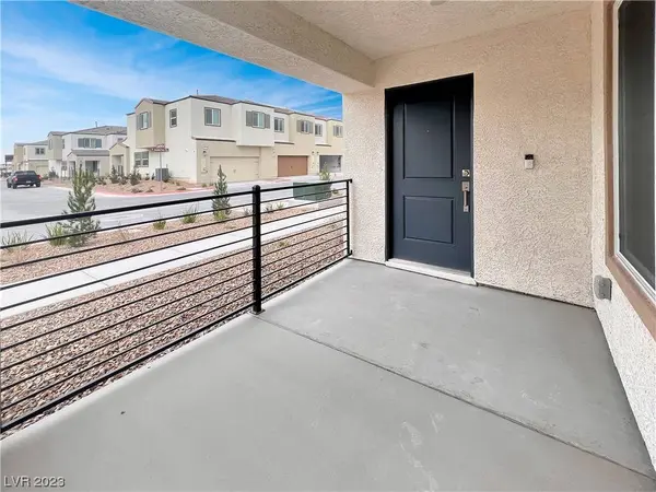 1868 Arcadian King Sun Street, Las Vegas, NV 89106