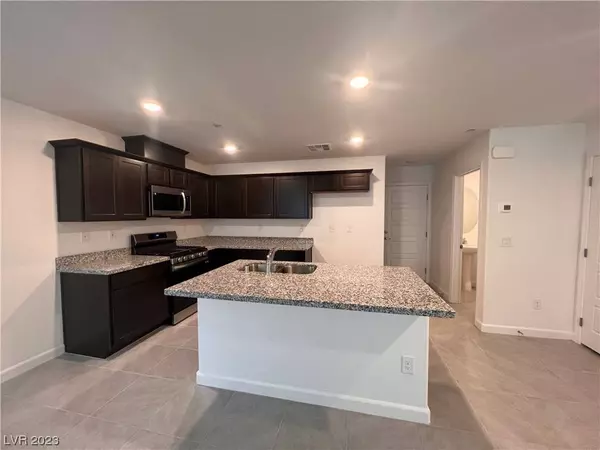 3497 Arcadian King Avenue, Las Vegas, NV 89106