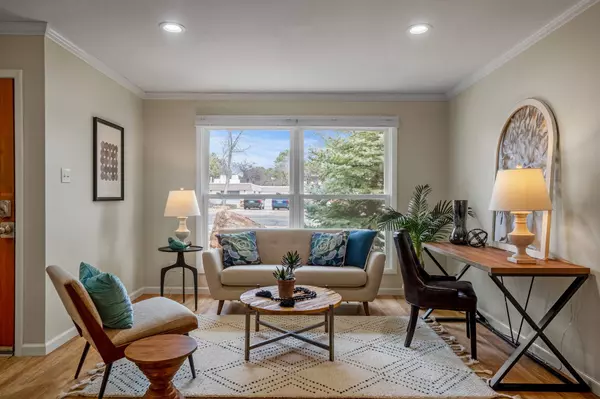 225 Rover BLVD, Los Alamos, NM 87547