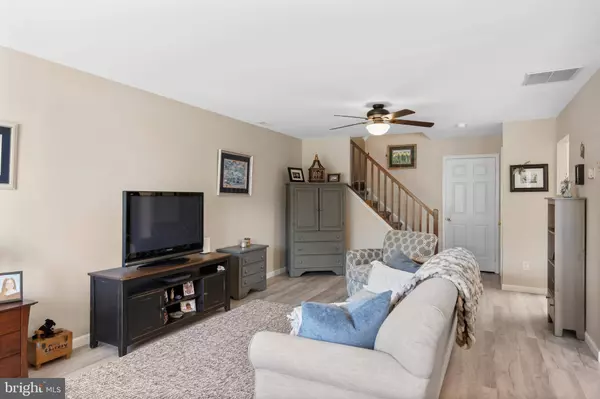 406 KIRBY WAY, Mount Laurel, NJ 08054