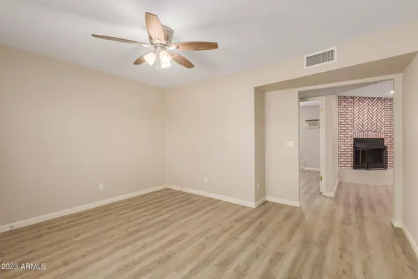 2325 E LAIRD Street, Tempe, AZ 85288