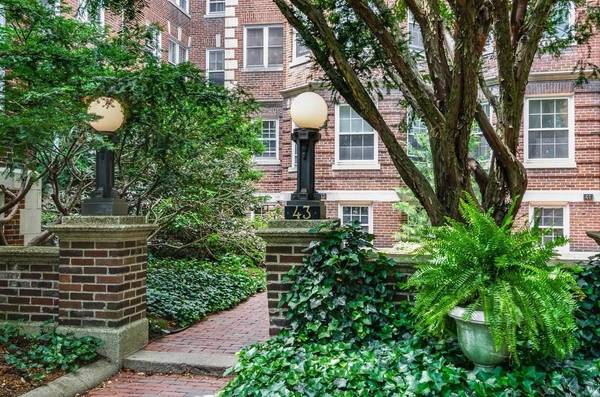 43 Linnaean Street #46A, Cambridge, MA 02138