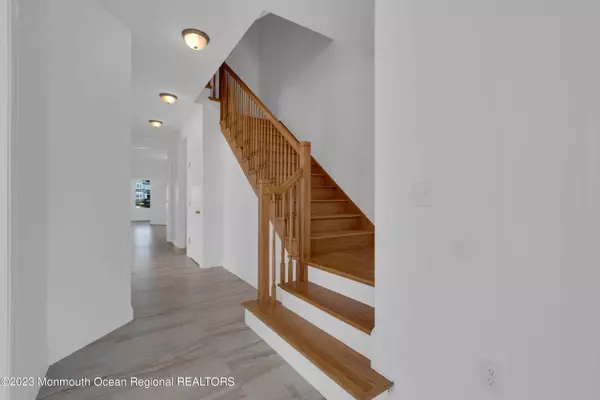 75 Elmhurst Boulevard, Lakewood, NJ 08701