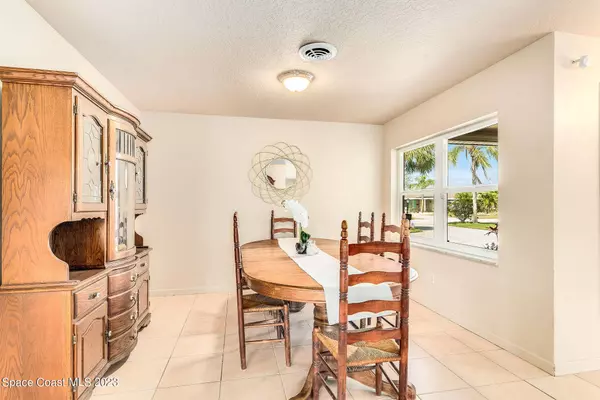 635 Kenwood Court, Satellite Beach, FL 32937