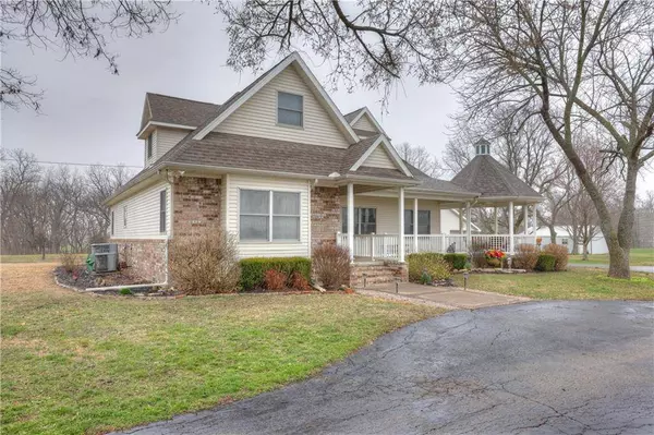 18505 140th RD, Erie, KS 66733