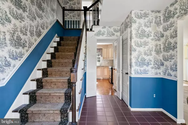 28 PARTRIDGE LN, Cherry Hill, NJ 08003