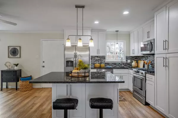 225 Rover BLVD, Los Alamos, NM 87547