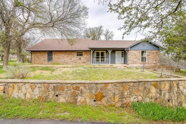 9624 Canyon Country Drive, Azle, TX 76020