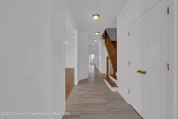 75 Elmhurst Boulevard, Lakewood, NJ 08701