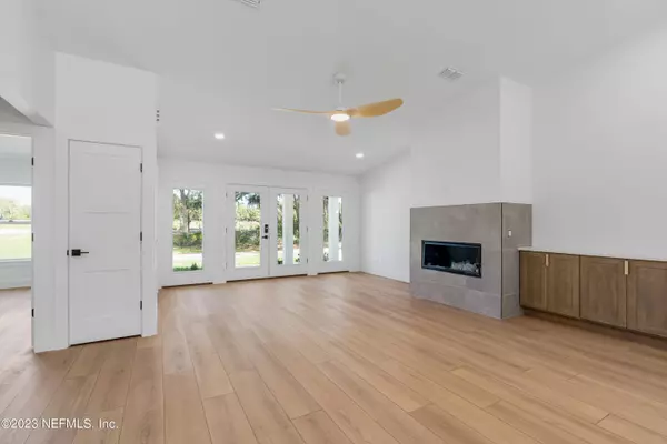 1401 OAK HILL DR, St Augustine, FL 32080