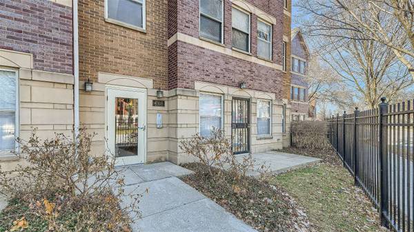 4108 S Drexel BLVD #3B, Chicago, IL 60653