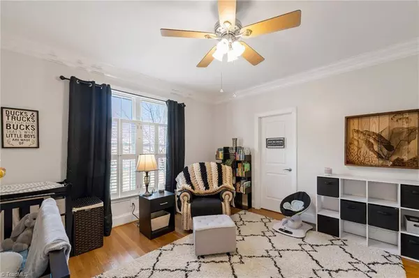 1967 Waterford Pointe RD, Lexington, NC 27292