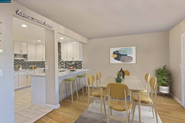 1991 Junction Dr, Concord, CA 94518