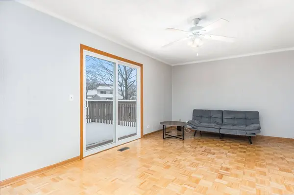 114 Filbert DR, Streamwood, IL 60107