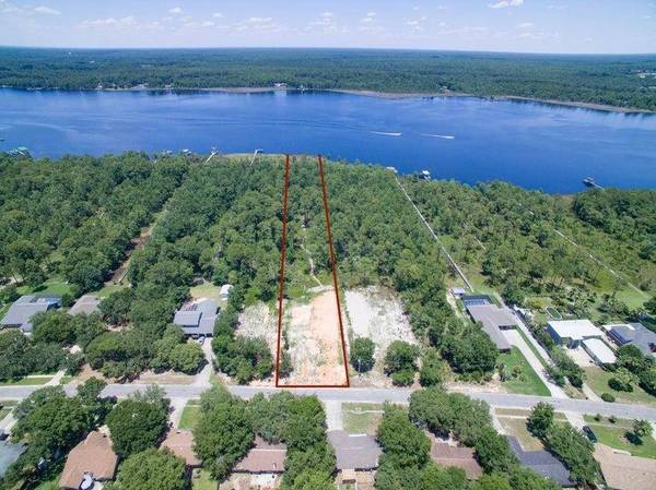 7878 Sleepy Bay Blvd, Navarre, FL 32566