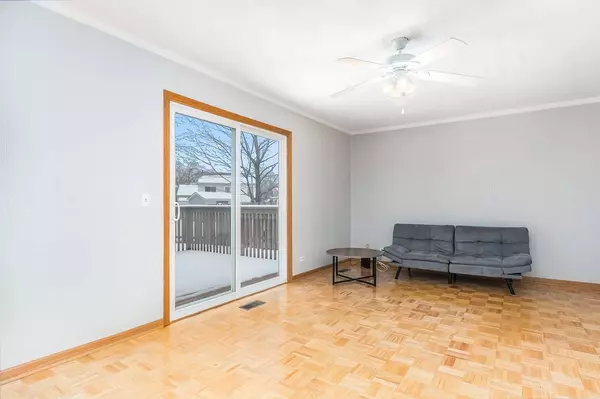 114 Filbert Drive, Streamwood, IL 60107