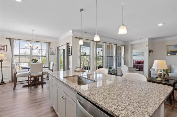 488 Secretariat DR, Iron Station, NC 28080