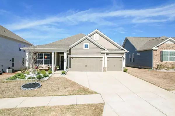 488 Secretariat DR, Iron Station, NC 28080