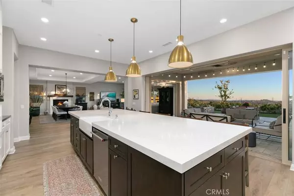 1092 Summit Oak DR, Lake Forest, CA 92679