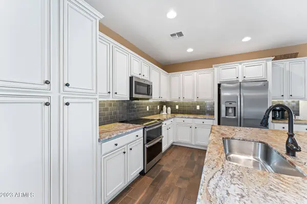 4456 COVERED WAGON Trail, Wickenburg, AZ 85390