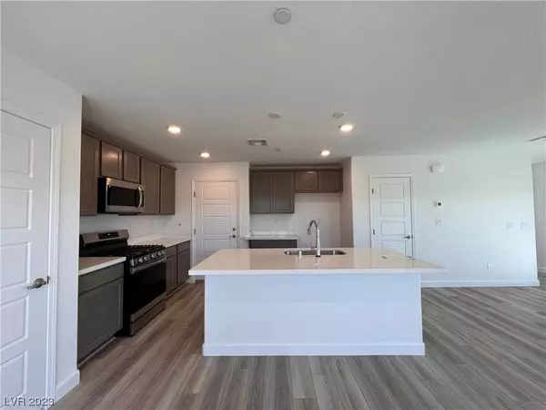 312 Bay Village Place, Henderson, NV 89011