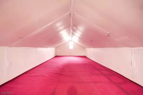 835 Mill St, Phillipsburg Town, NJ 08865