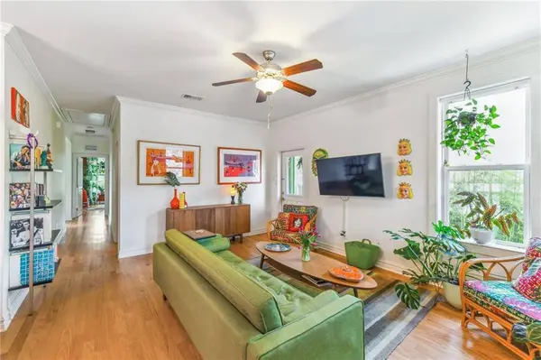 5210 CHAMBERLAIN DR, New Orleans, LA 70122