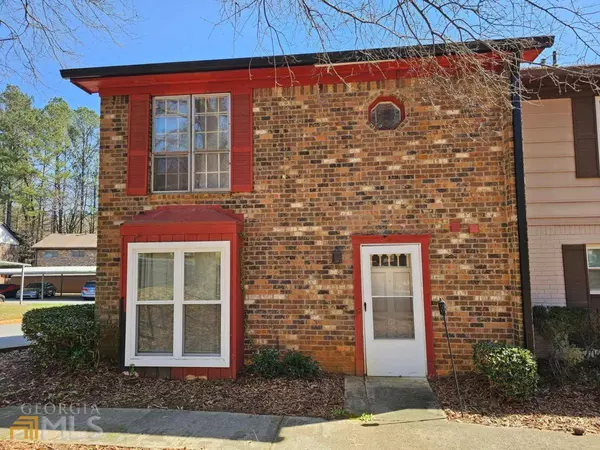 627 Garden Walk DR, Stone Mountain, GA 30083