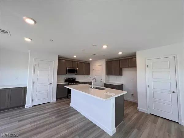 312 Bay Village Place, Henderson, NV 89011