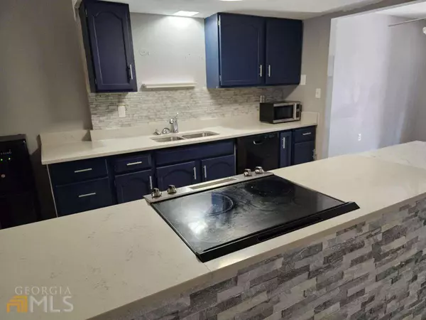 627 Garden Walk DR, Stone Mountain, GA 30083