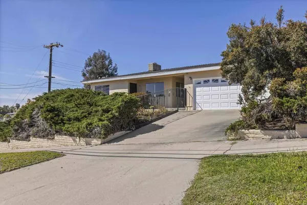 271 E Naples ST, Chula Vista, CA 91911